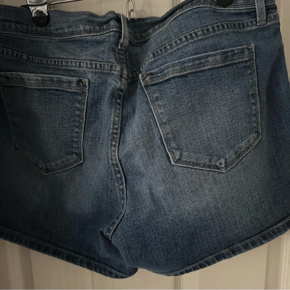 Old Navy Women's Dark Wash Denim Shorts